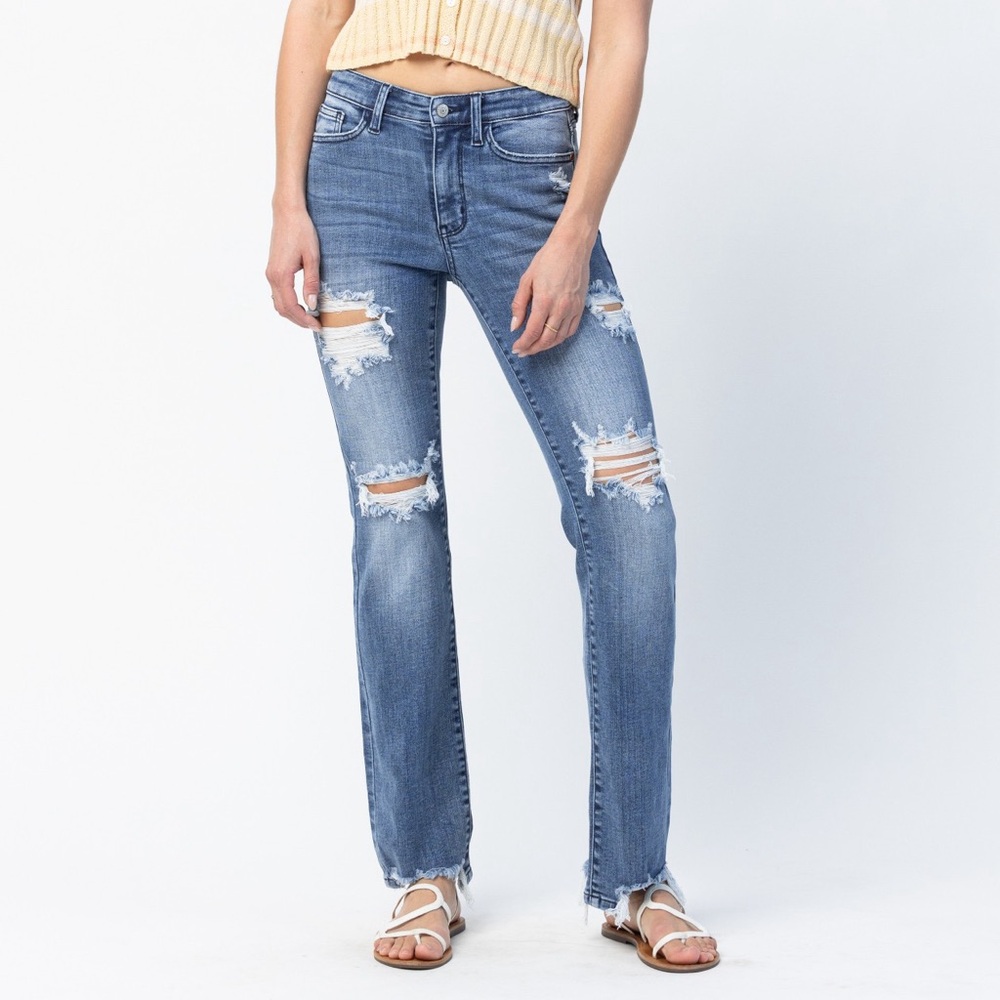 NEW 🎉🎉Judy Blue Full Size Mid Rise Destroy Straight Jeans Plus Size - Picture 13 of 15